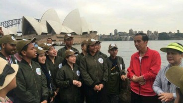 Ajak Remaja Jalan Santai di Sydney, Jokowi Beri Wejangan 'Kebapakan'