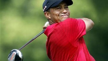 Lama Absen, Pegolf Tiger Woods Kembali Menggebrak