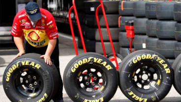 Harga Karet kian Kendor gara-gara Penjualan Mobil di China Turun
