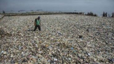 Sampah Menumpuk di Muara Angke, Pemprov Janji Seminggu Bersih