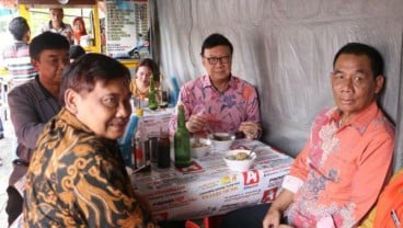 Ke Yogyakarta, Tjahjo Kumolo Nikmati Bakso Bethesda