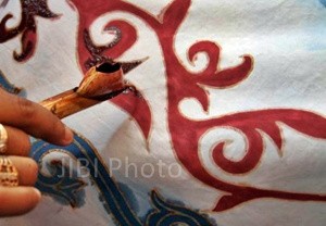 Pilkada Picu Penjualan Batik Pamekasan