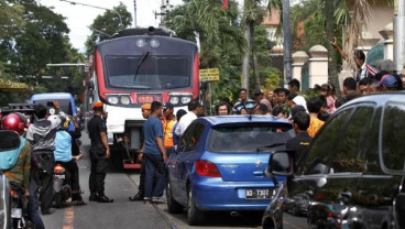 KA Batara Kresna Ubah Jadwal Perjalanan Hindari Hambatan