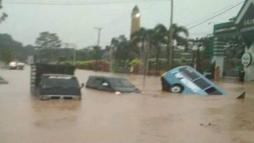 Hujan Lebat 6 Jam, Samarinda Dikepung Banjir 