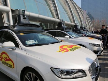 Beijing Izinkan Baidu Uji Coba Mobil Swakemudi