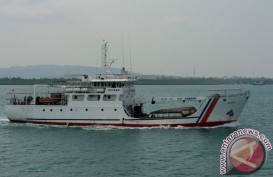 Kemenhub Serahkan Kapal Navigasi untuk Masyarakat NTT