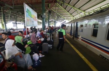 Jelang Libur Panjang PT KAI DAOP IV Tambah 2 Rangkaian Kereta