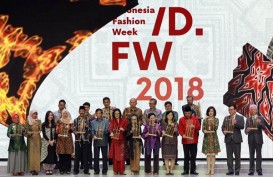 Poppy Dharsono : Jadikan Industri Fesyen Tuan Rumah di Negeri Sendiri