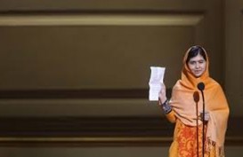 Pemenang Nobel Perdamaian Malala Kembali Ke Pakistan, Sebagian Mengutuknya