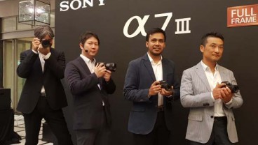 Kamera Smartphone Bukan Kompetitor Sony Mirrorless