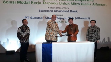 Standard Chartered Sediakan Kredit Modal Kerja untuk Mitra Alfamart