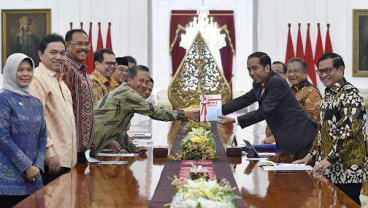 BPK Serahkan Hasil Audit IHPS II 2017 ke DPR