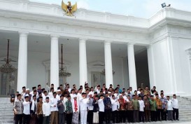 Jokowi Temui Ulama Jabar di Istana Merdeka