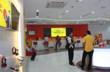 OPERATOR SELULER : Kompak Turunkan ARPU