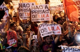 Hakim Perintahkan Mantan Presiden Brasil Untuk Menyerahkan Diri ke Polisi