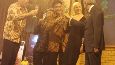 Senyum Manis Dubes Hungaria Iringi Malam Pertama Wine & Cheese Expo JFFF 2018