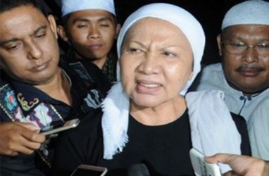 Mobilnya Diderek, Ratna Sarumpaet Somasi dan Minta Dishub DKI Minta Maaf