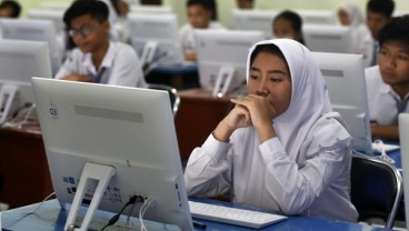 Ujian Nasional Tingkat SMA di Sumbar Lancar