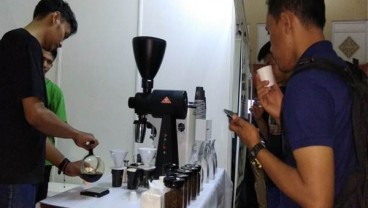 Coffeein Town 2018, PNJ Fasilitasi Puluhan Pebisnis Kopi Berjualan Bersama