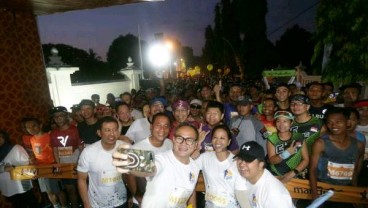 Menteri Rini Lepas Ribuan Pelari Mandiri Jogja Marathon 2018