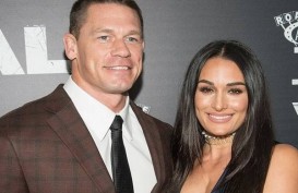 Pegulat John Cena Batalkan Pernikahannya dengan Nikki Bella