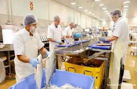 KKP Jamin Produk Ikan Kalengan di Pasar Bebas Cacing
