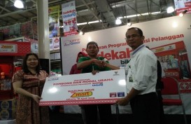 Lotte & Baznas Salurkan Donasi Pelanggan Rp100 juta