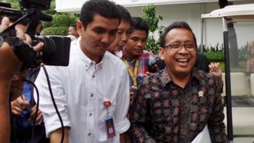 Mensesneg Bungkam Pernyataan Fadli Zon Soal Tenaga Kerja Asing