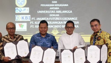 Minim Tenaga Kerja, Perdagangan Berjangka Komoditi Sasar Universitas