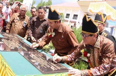 MAL PELAYANAN PUBLIK TOMOHON : 233 Layanan di Satu Atap