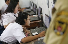 UNBK SMP di Jakarta Telat, Sandi Singgung Teknologi Zaman ‘Now’