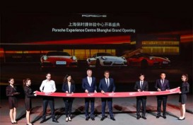 Porsche Buka Experience Center Pertama di Asia