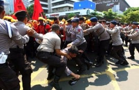 HARI BURUH:  Soal Upah Minimum Hingga Beleid Tenaga Kerja Asing Dikemukakan