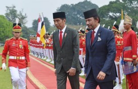 Brunei Beli Senjata & Tank, Jokowi Tawarkan Lagi Kapal & Pesawat CN