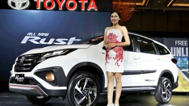 STRATEGI PABRIKAN : Toyota Memilih Bertahan