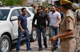Sempat Bebas dengan Jaminan, Salman Khan Kembali ke Pengadilan