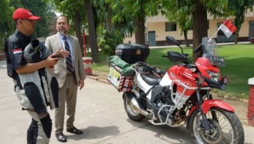 Berkendara dengan Motor ke London, Biker Indonesia Ini Singgah di India