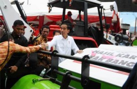 Ngobrol dengan Nelayan Asal Papua, Presiden Jokowi Tertarik Tangkap Buaya