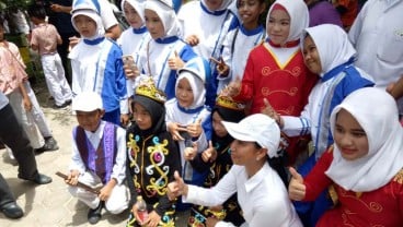 Rini Hadiri Peluncuran Pustaka Digital di SDN 003 Tarakan