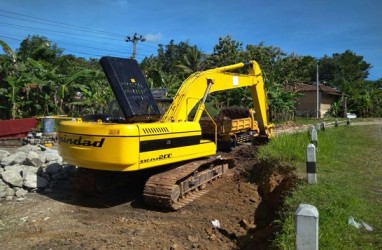 Dukung Produk Dalam Negeri, Kementerian PUPR Gunakan Ekskavator Pindad