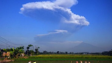 Gunung Merapi Meletus, Bandara Adisutjipto masih Ditutup Hingga Sore