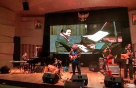 Menikmati Jazz Bersama Dwiki Dharmawan, Nguyen Le & Beledo di Makara Art Center UI