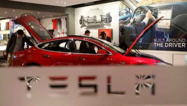 Tesla Daftarkan Perusahaan Mobil Listrik di China