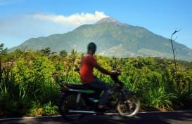 Gunung Merapi Hari Ini Dua Kali Meletus Freatik, Status Tetap Normal