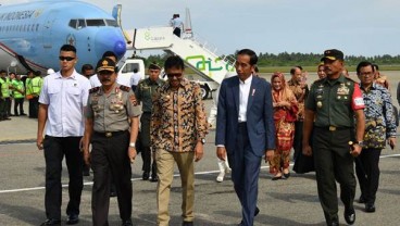 Jokowi Ajak Warga Biasakan Diri Gunakan Kereta