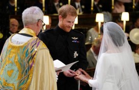 ROYAL WEDDING: Cincin Kawin, Pangeran Harry Dobrak Tradisi Kerajaan Inggris