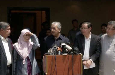 Bayar Utang Rp3,568 Triliun, Mahathir Potong Gaji Menteri 10%