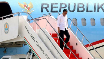Jokowi Ingatkan Siswa SMA di Jawa Barat Bijak Gunakan Media Sosial