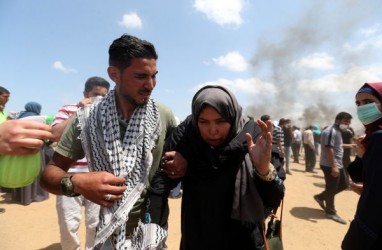 Tentara Israel Terus Tembaki Ratusan Warga Palestina di Jalur Gaza