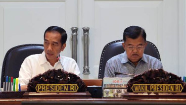 Jokowi Teken 3 Peraturan Untuk THR Pegawai Negeri